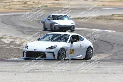 media/Sep-14-2024-Speed Ventures (Sat) [[a2bf28f496]]/Black Group/Session 3 (Offramp)/